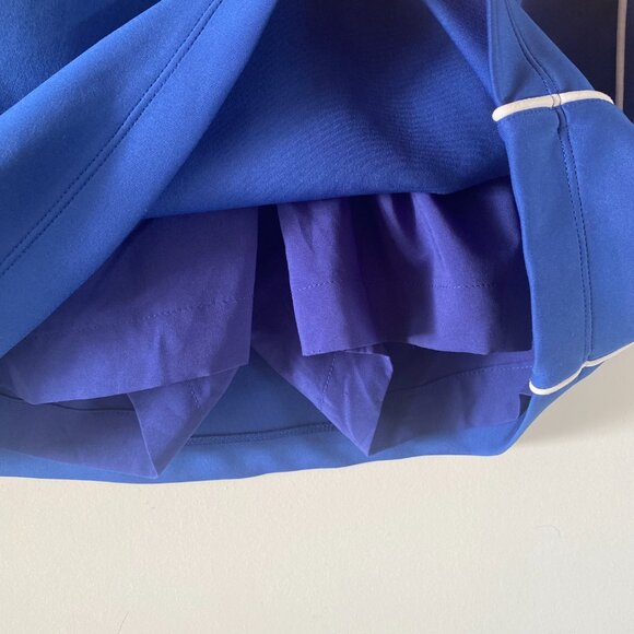 Fairway & Green Women's Blue with White Piping Golf Skort with pockets Size S - Picture 3 of 5